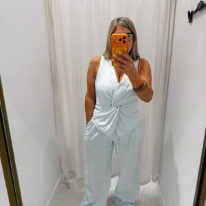 Top nudo de lino