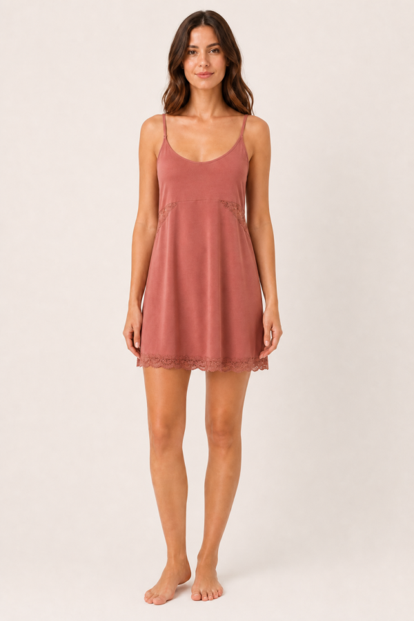 Camisón color teja viscosa frontal