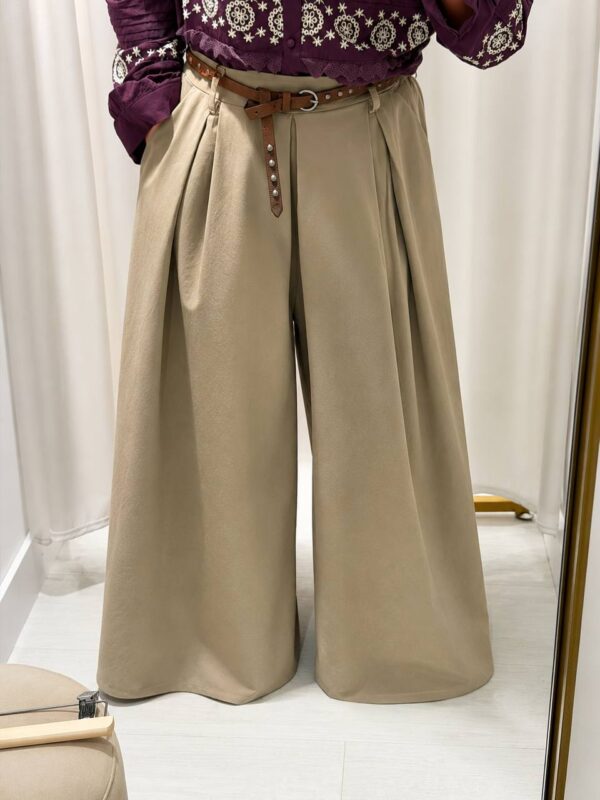 Pantalón Duna de pierna ancha en tono beige
